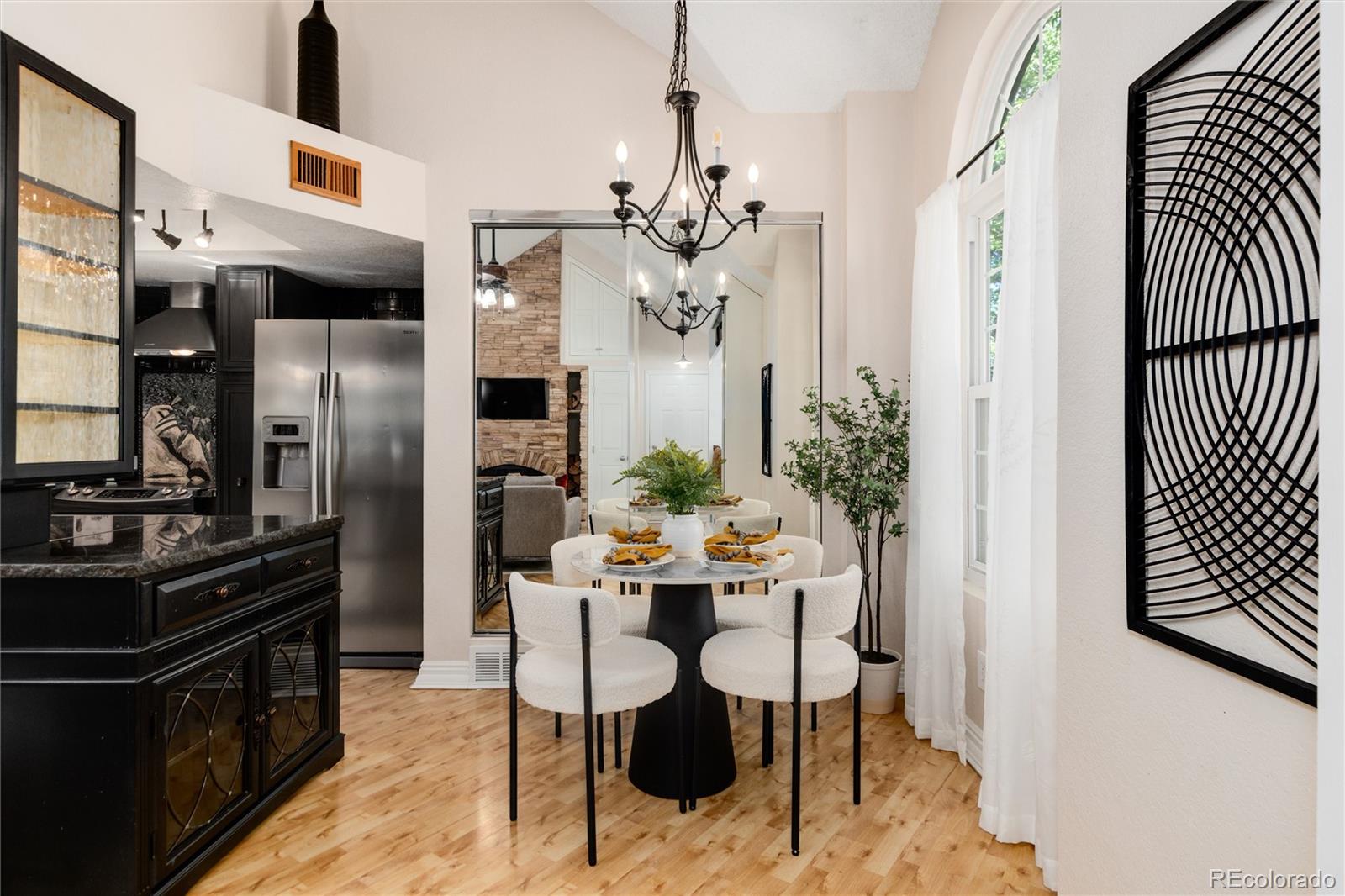 4923 S Carson Street Unit: 212