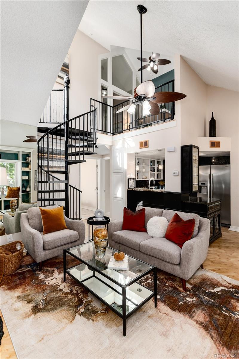 4923 S Carson Street Unit: 212