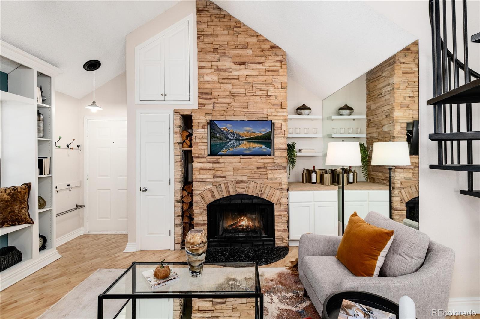 4923 S Carson Street Unit: 212