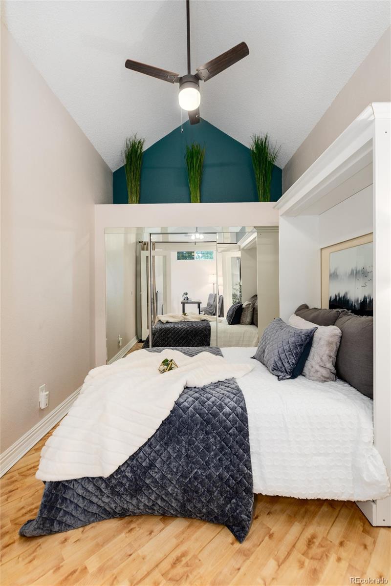 4923 S Carson Street Unit: 212