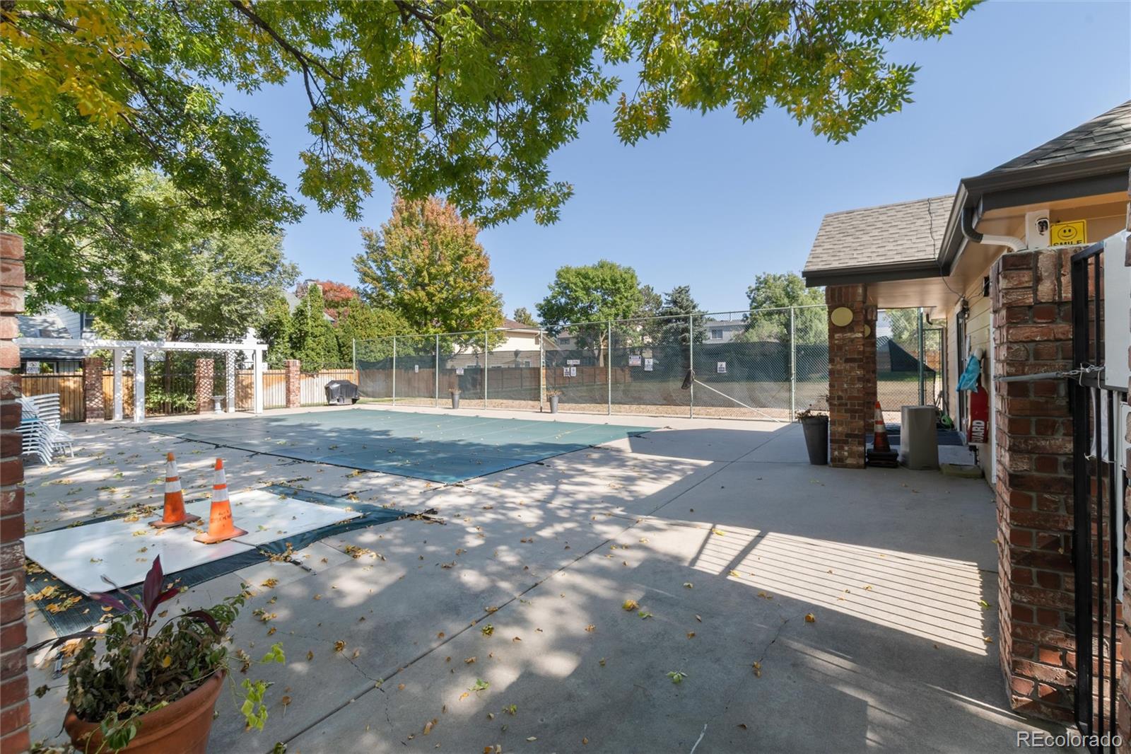 4923 S Carson Street Unit: 212