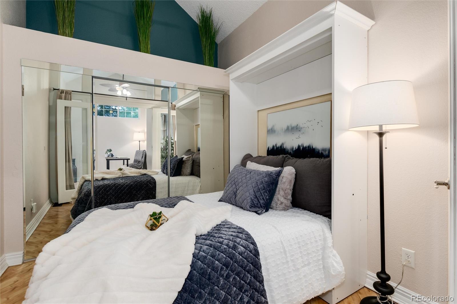 4923 S Carson Street Unit: 212