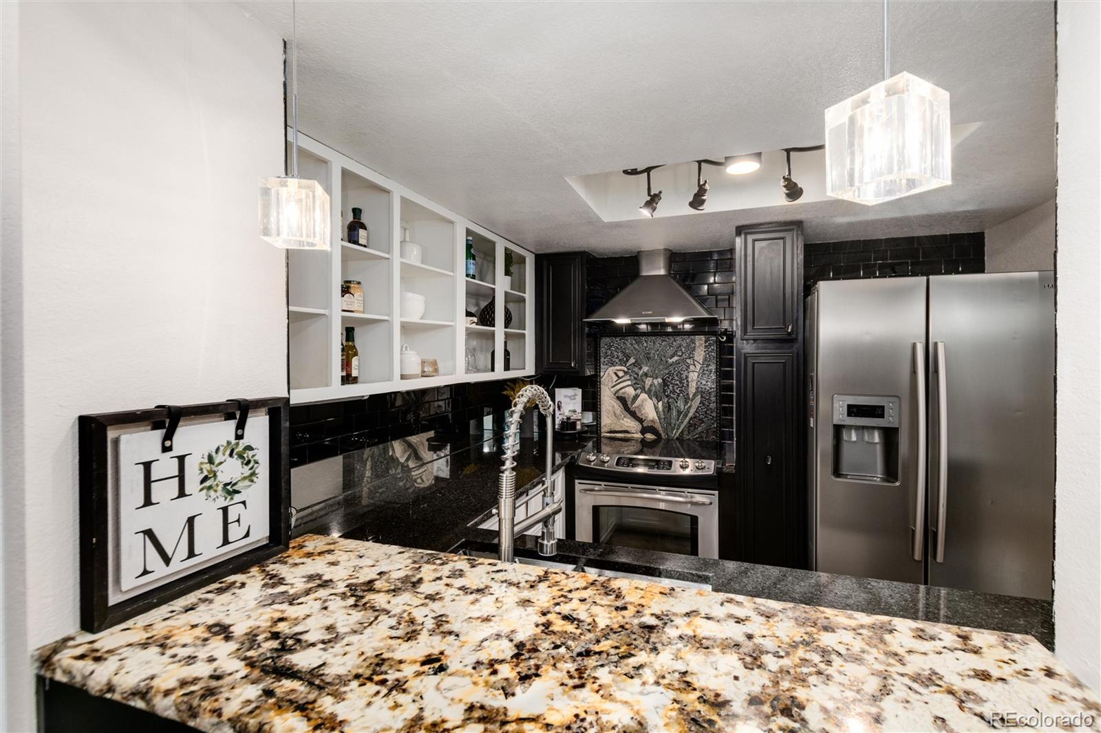 4923 S Carson Street Unit: 212