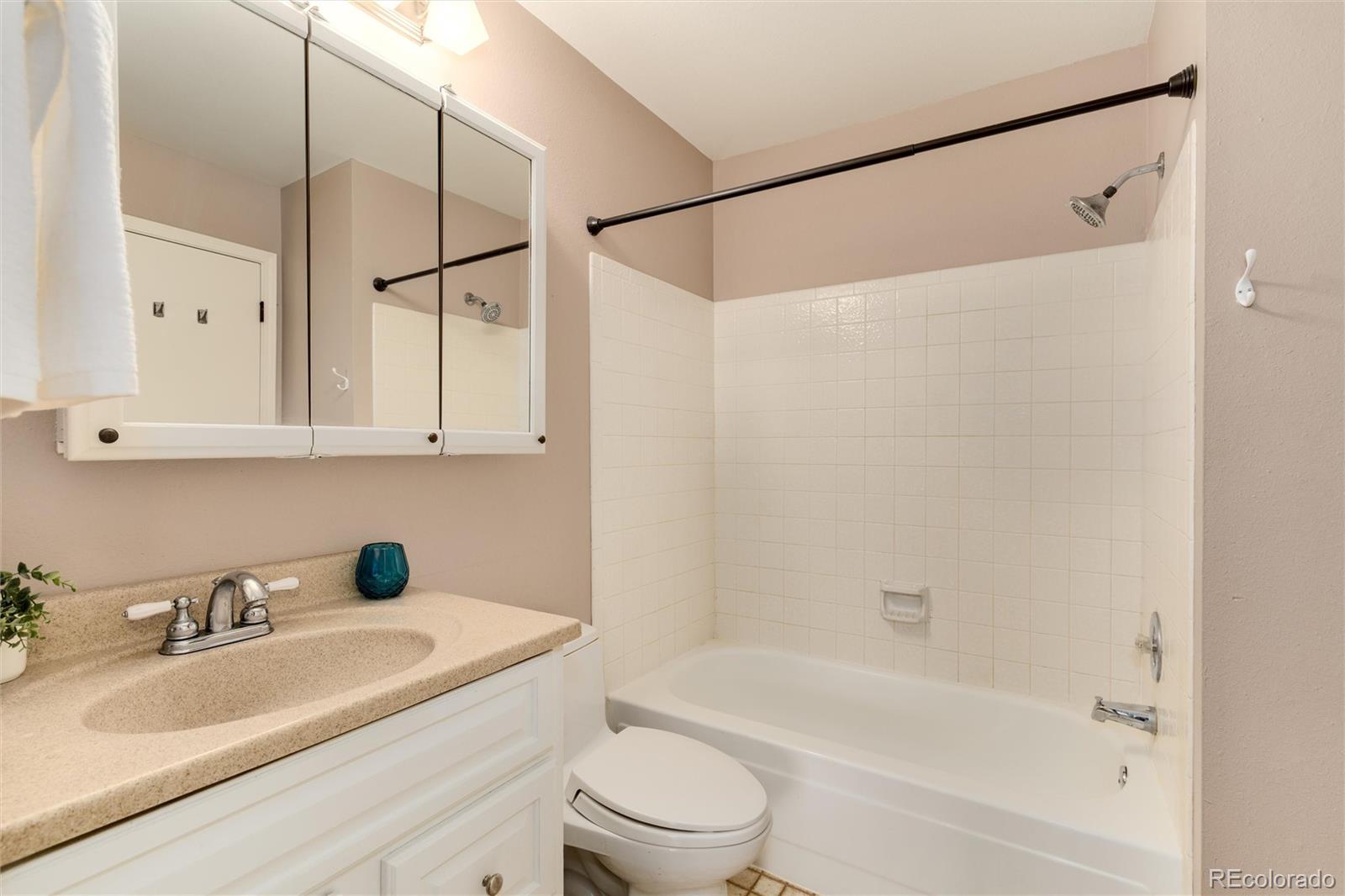 10212 W Dartmouth Avenue