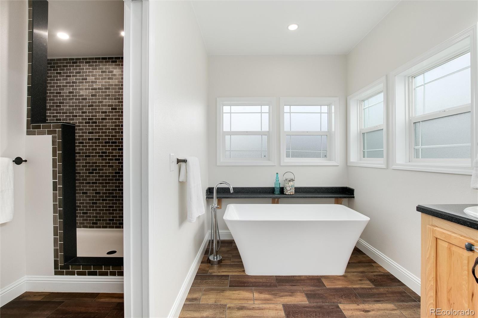 1956 W Wolfensberger Road