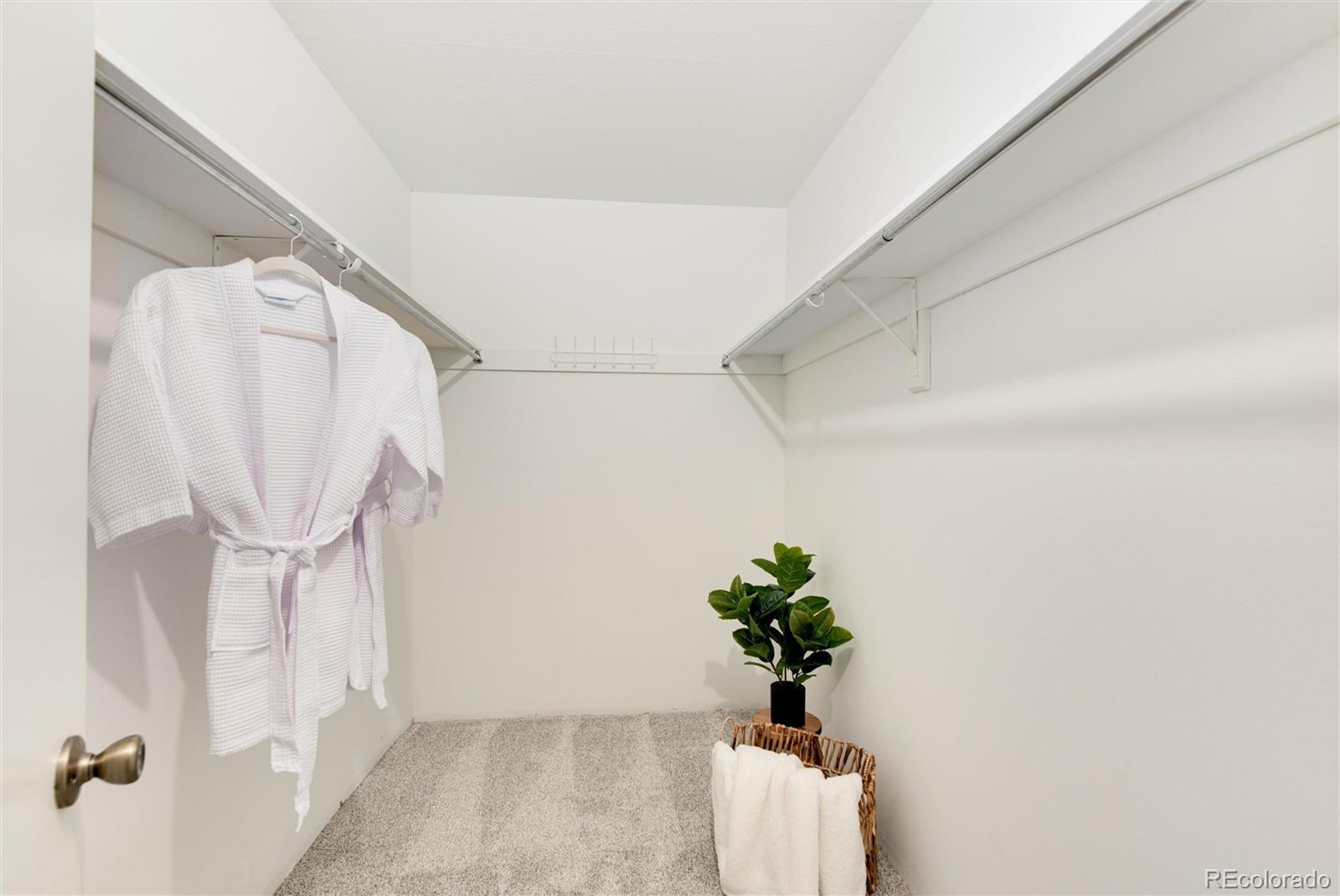 7255 E Quincy Avenue Unit: 304