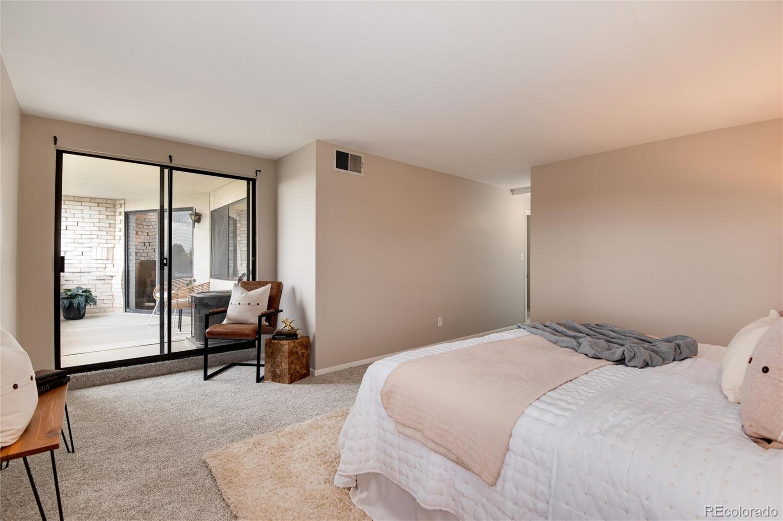 7255 E Quincy Avenue Unit: 304