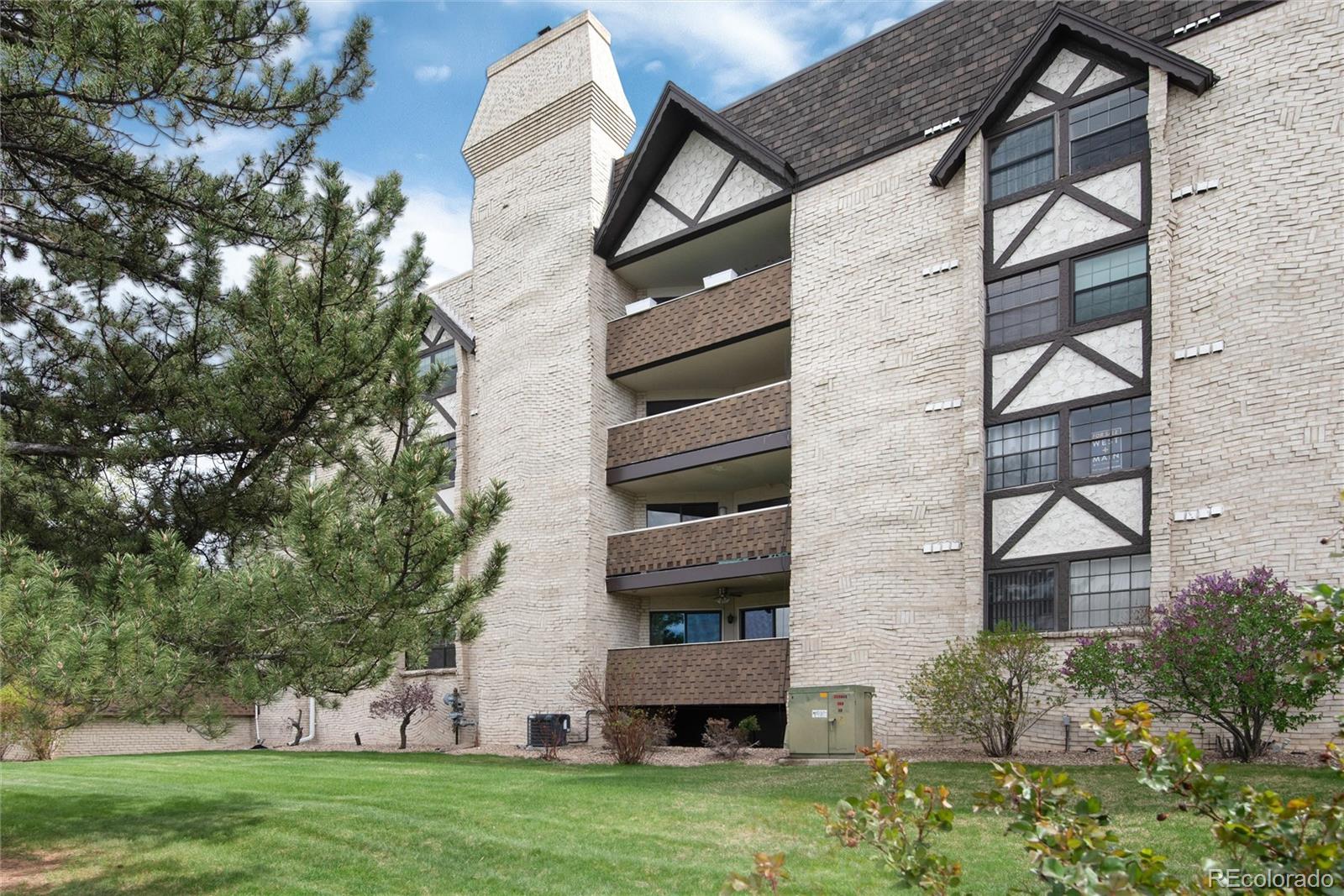 7255 E Quincy Avenue Unit: 304