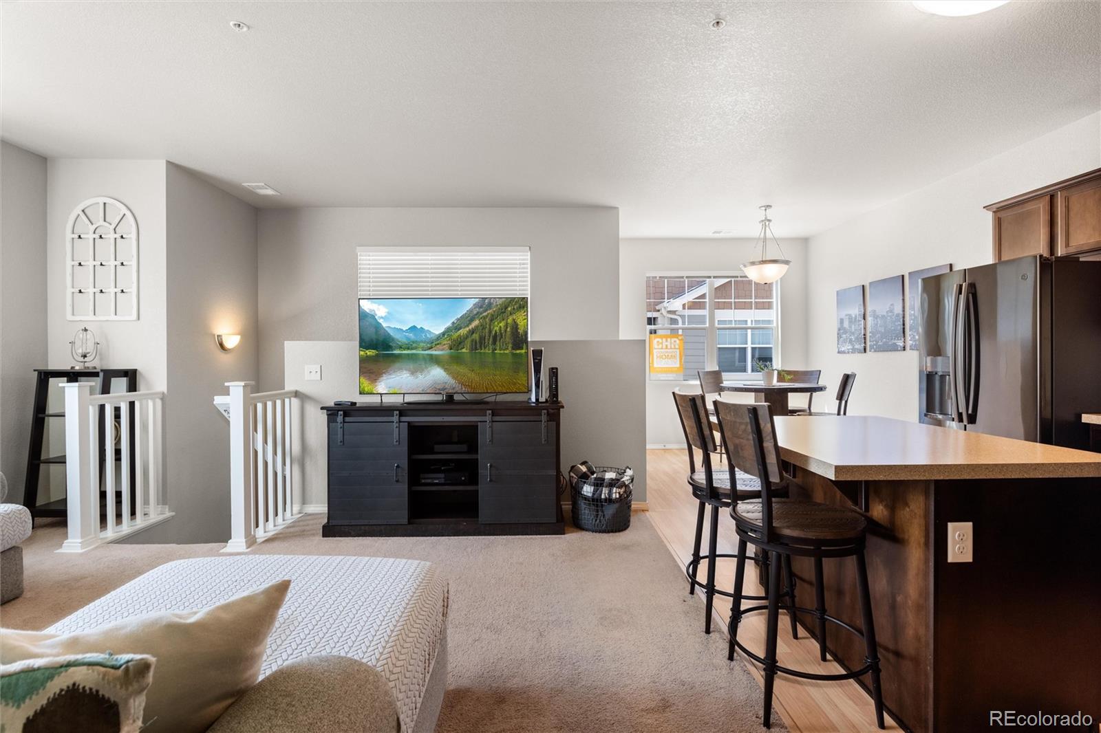 6911 W 3rd Street Unit: 915