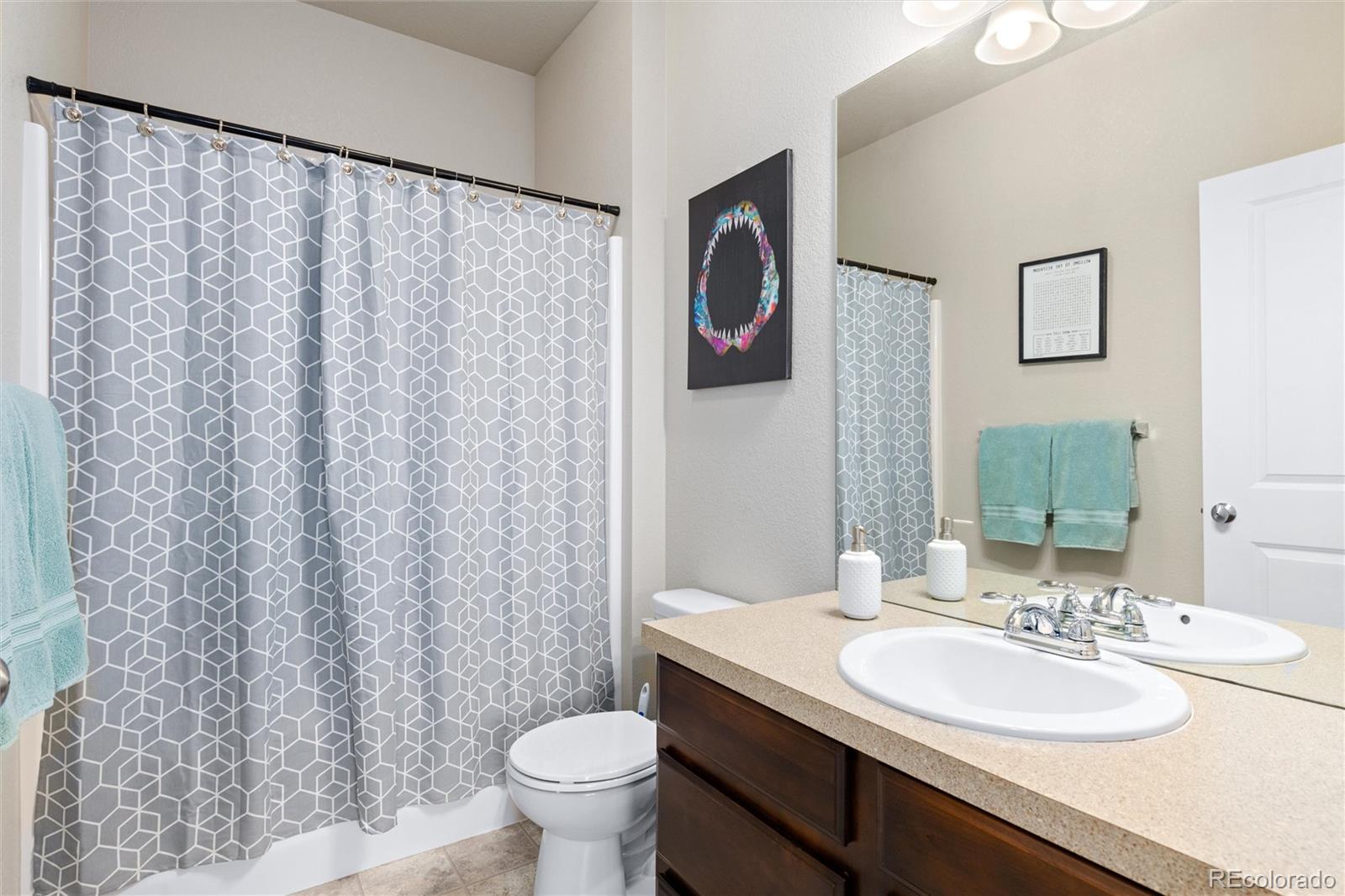 6911 W 3rd Street Unit: 915