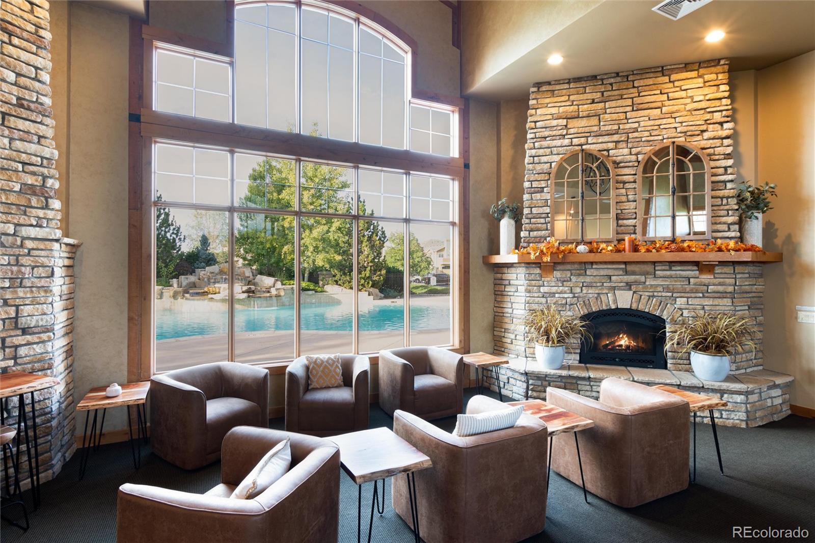 6911 W 3rd Street Unit: 915