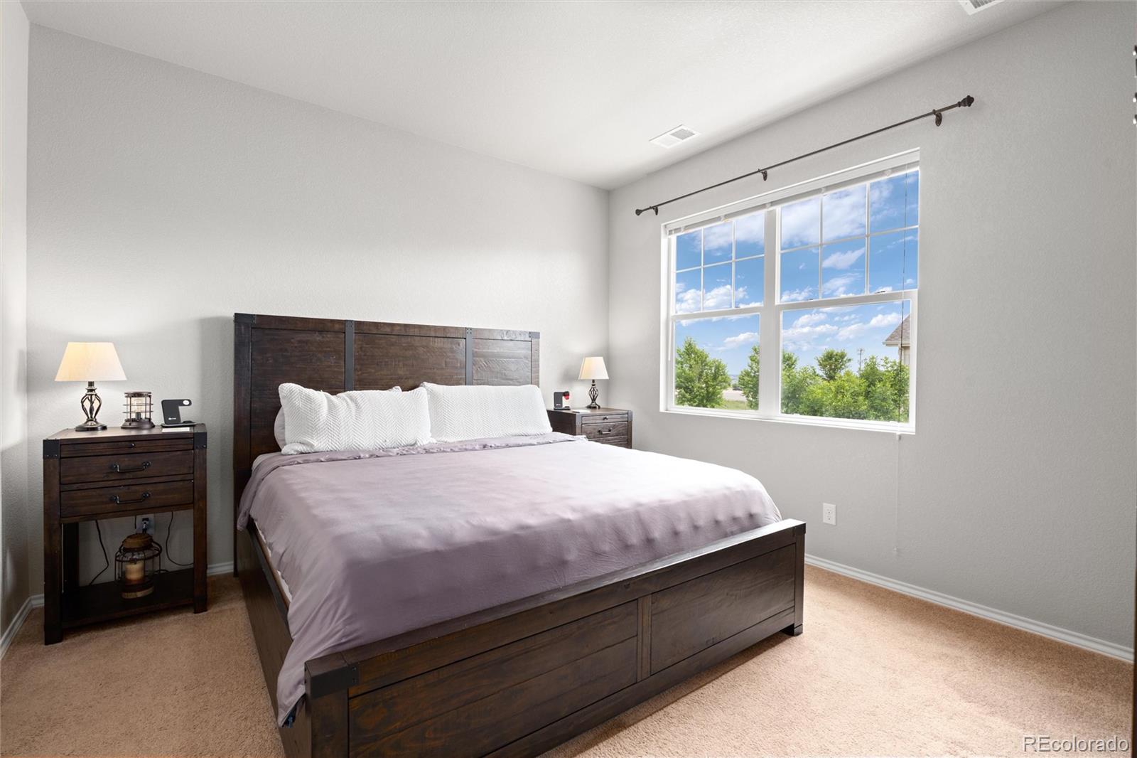 6911 W 3rd Street Unit: 915