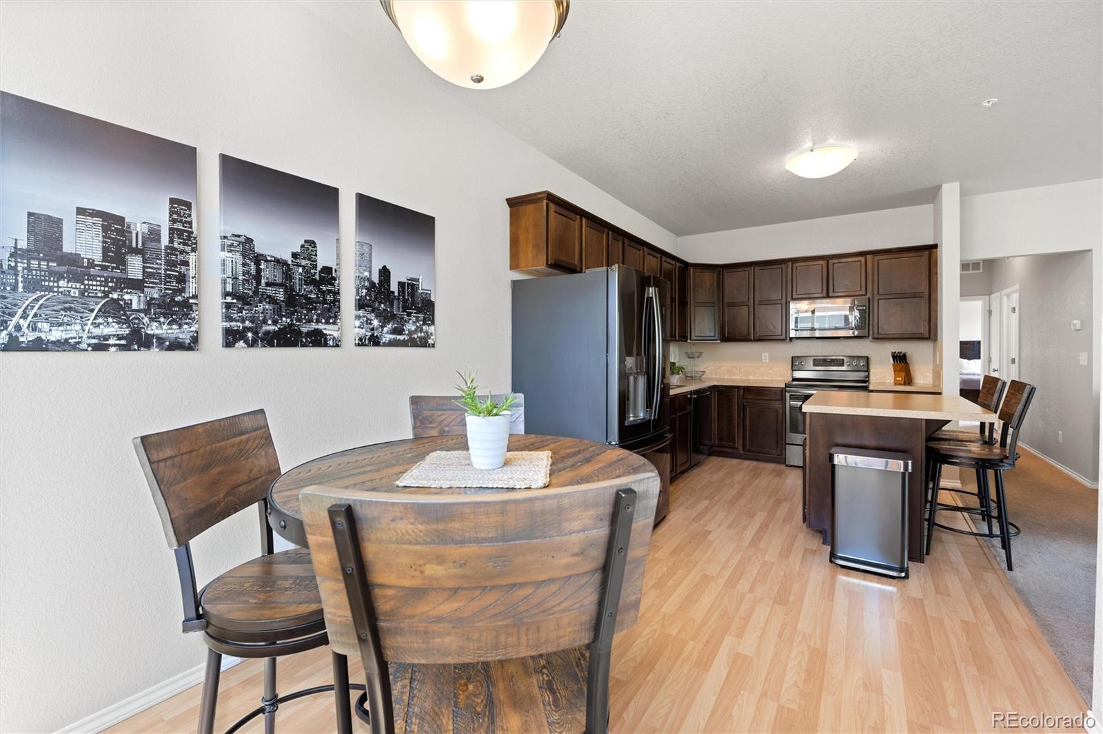 6911 W 3rd Street Unit: 915