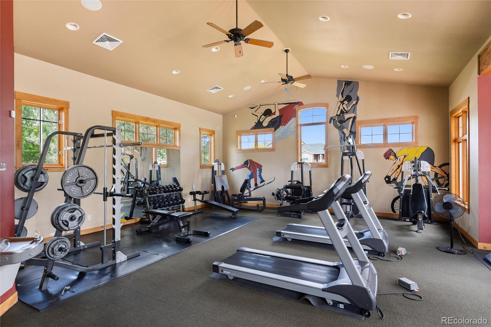 6911 W 3rd Street Unit: 915