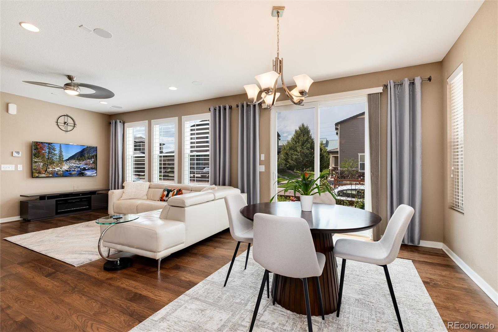 10136 Tall Oaks Street