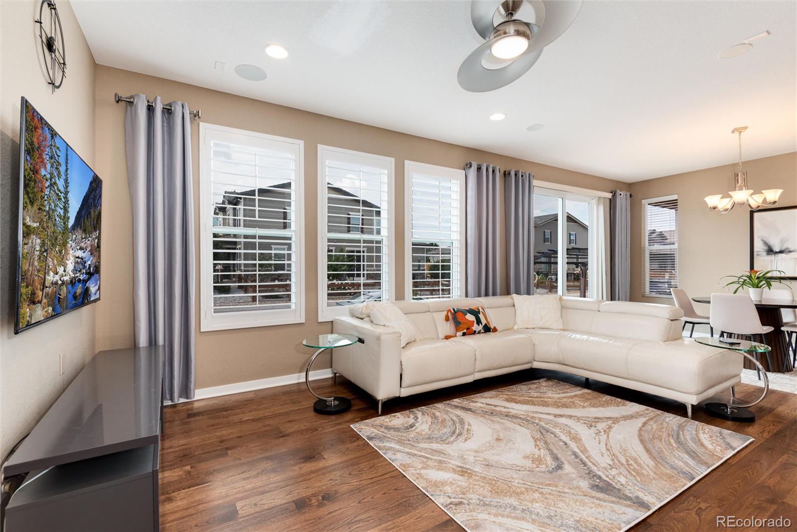 10136 Tall Oaks Street