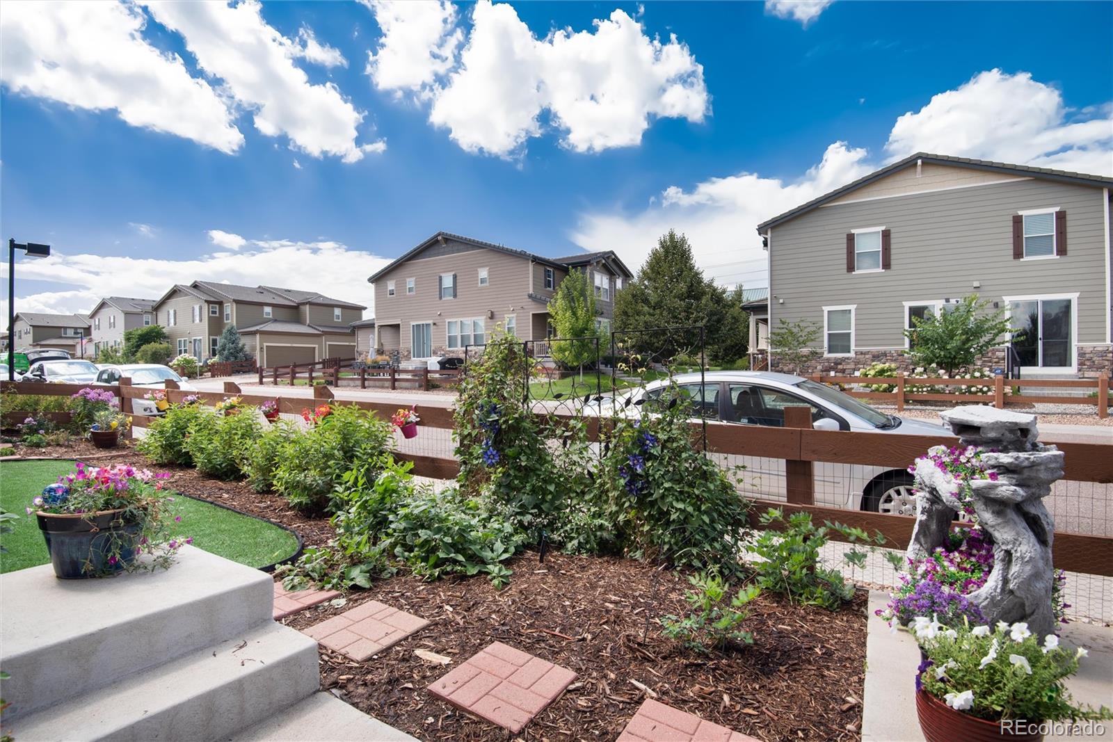 10136 Tall Oaks Street