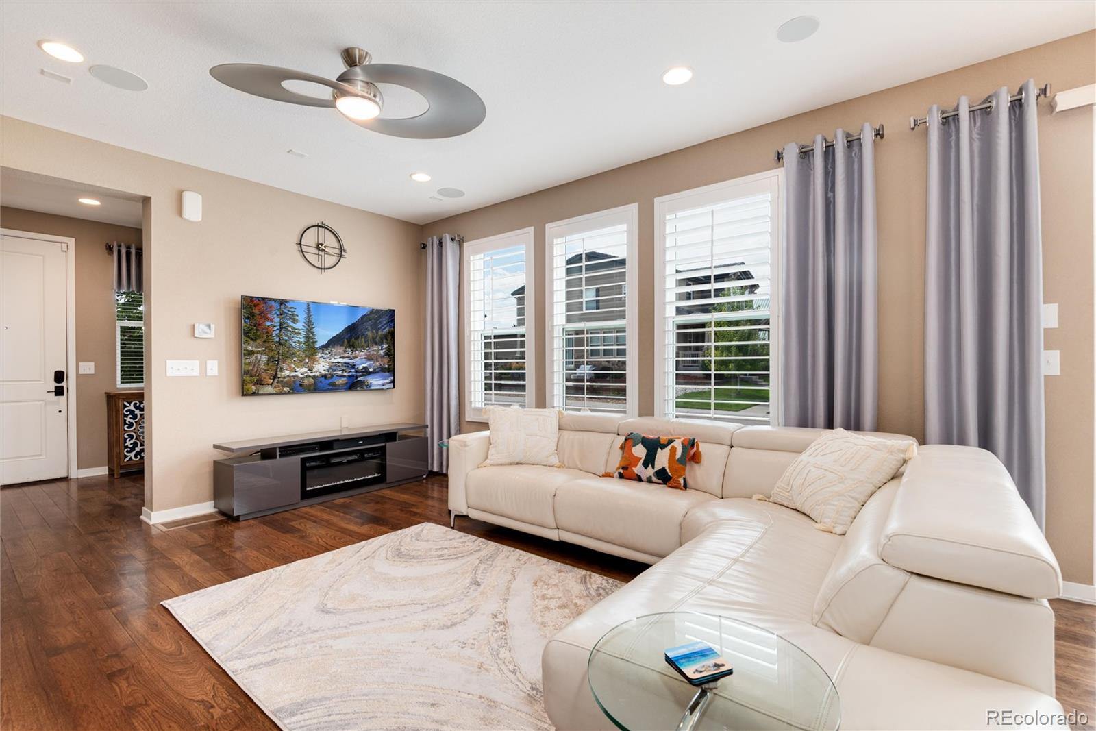 10136 Tall Oaks Street