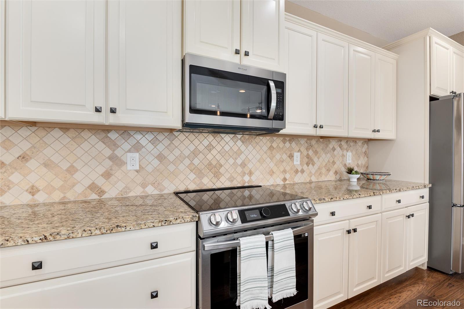 10136 Tall Oaks Street