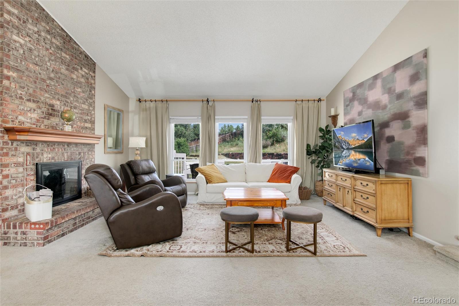 1341 E Nichols Avenue