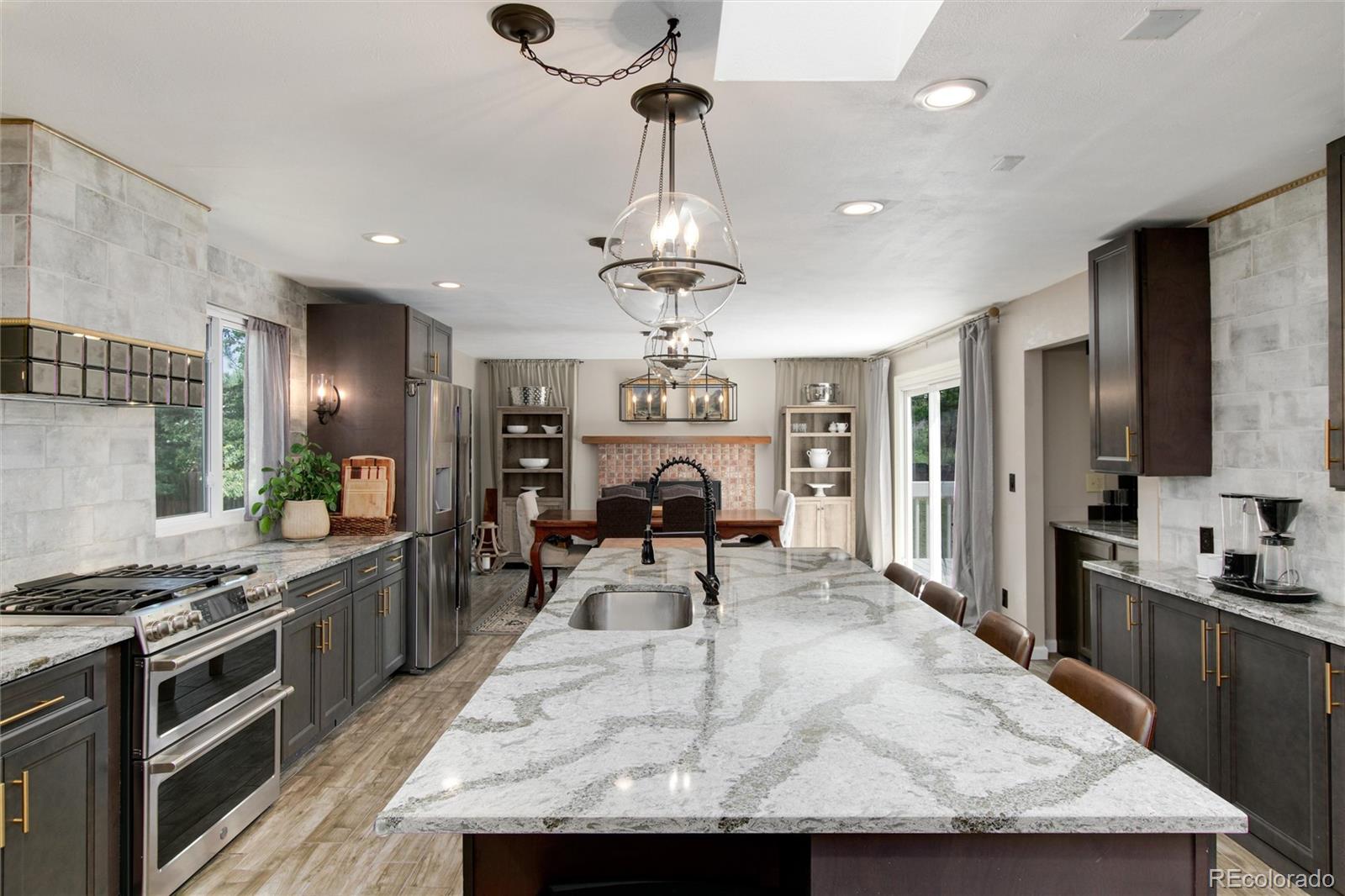 1341 E Nichols Avenue