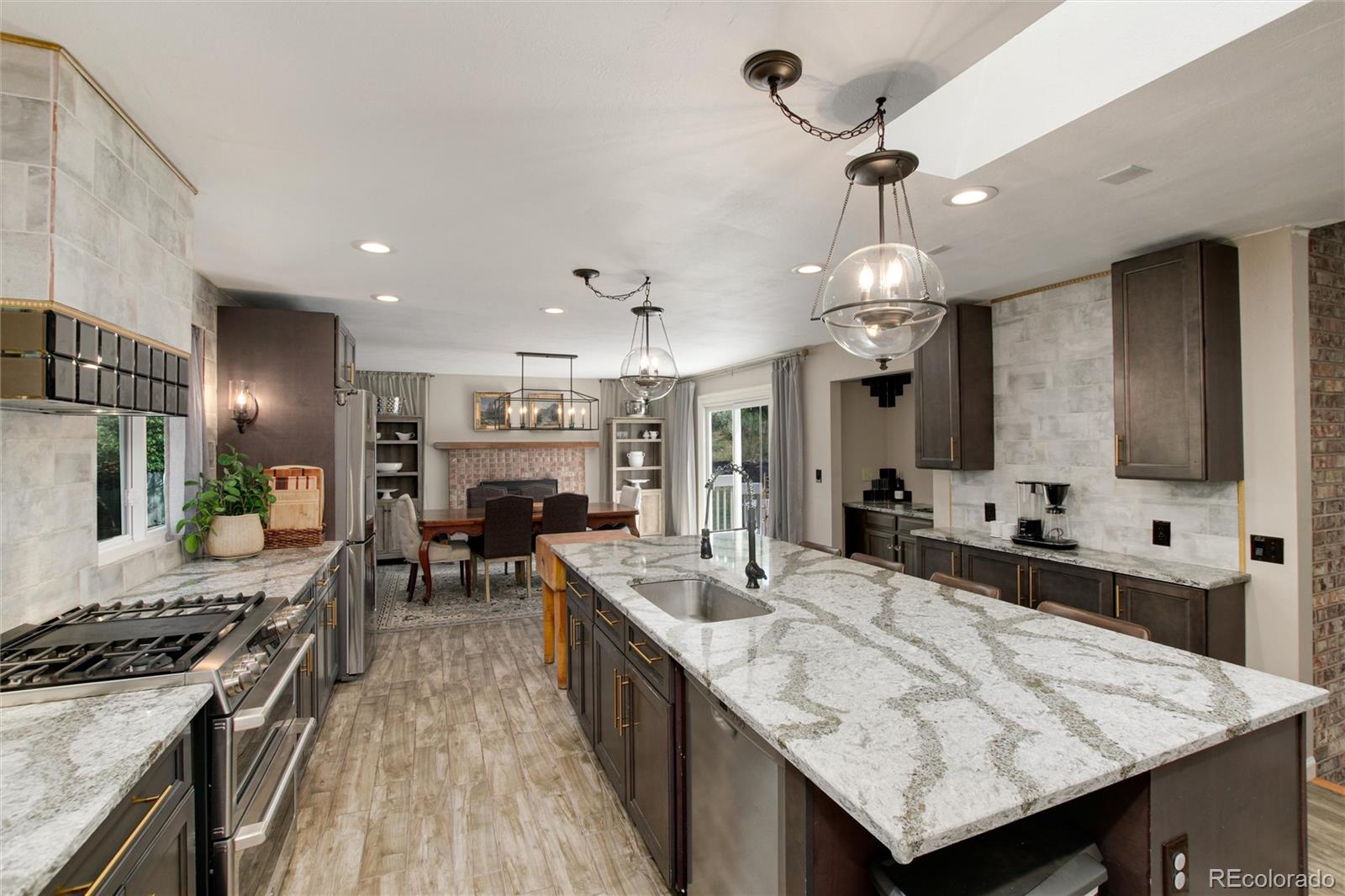 1341 E Nichols Avenue