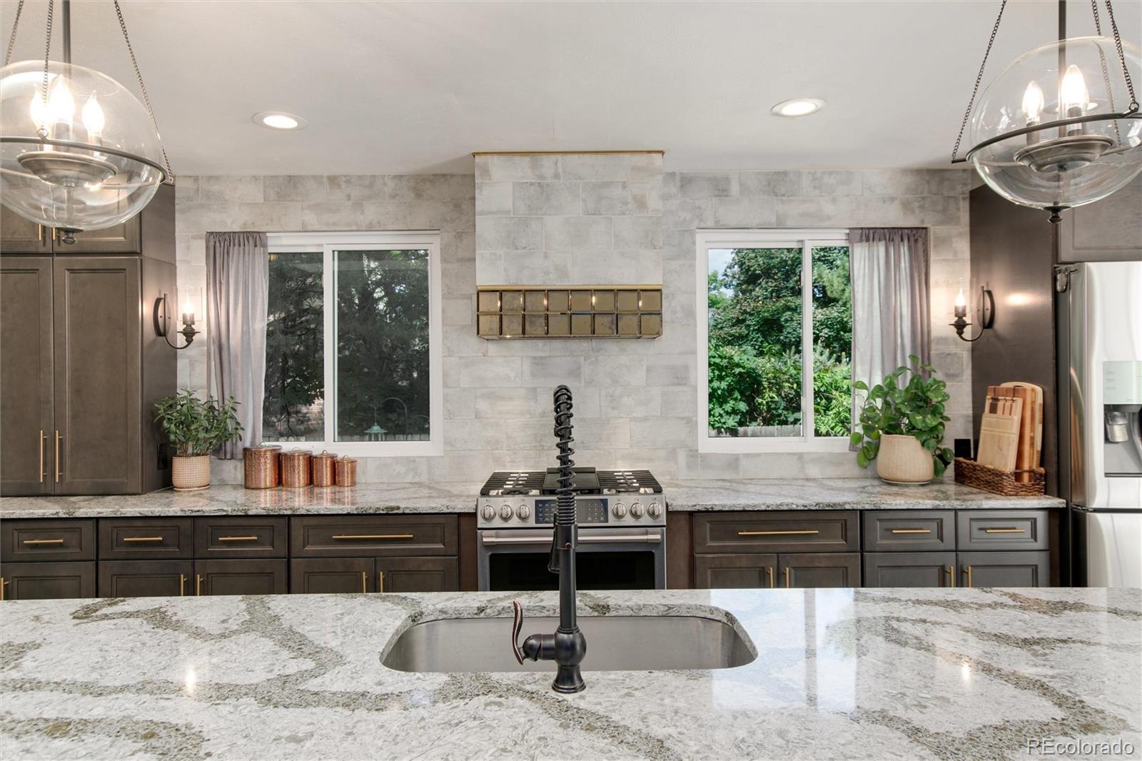 1341 E Nichols Avenue