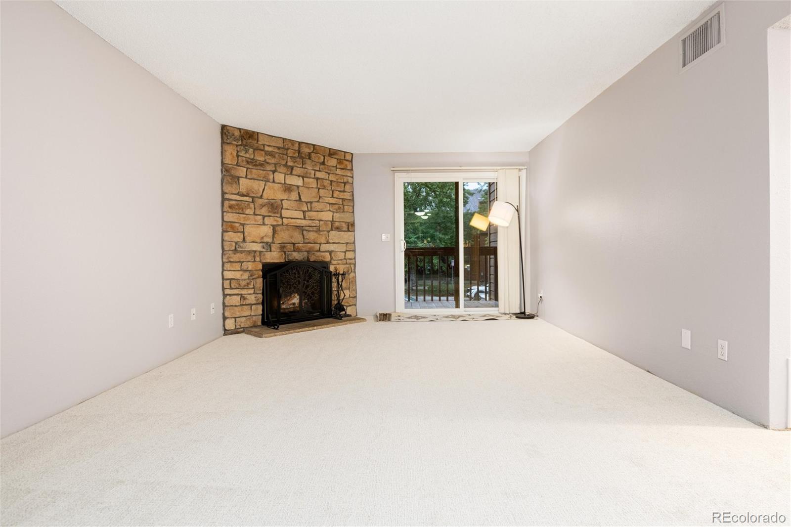 418 Wright Street Unit: 202