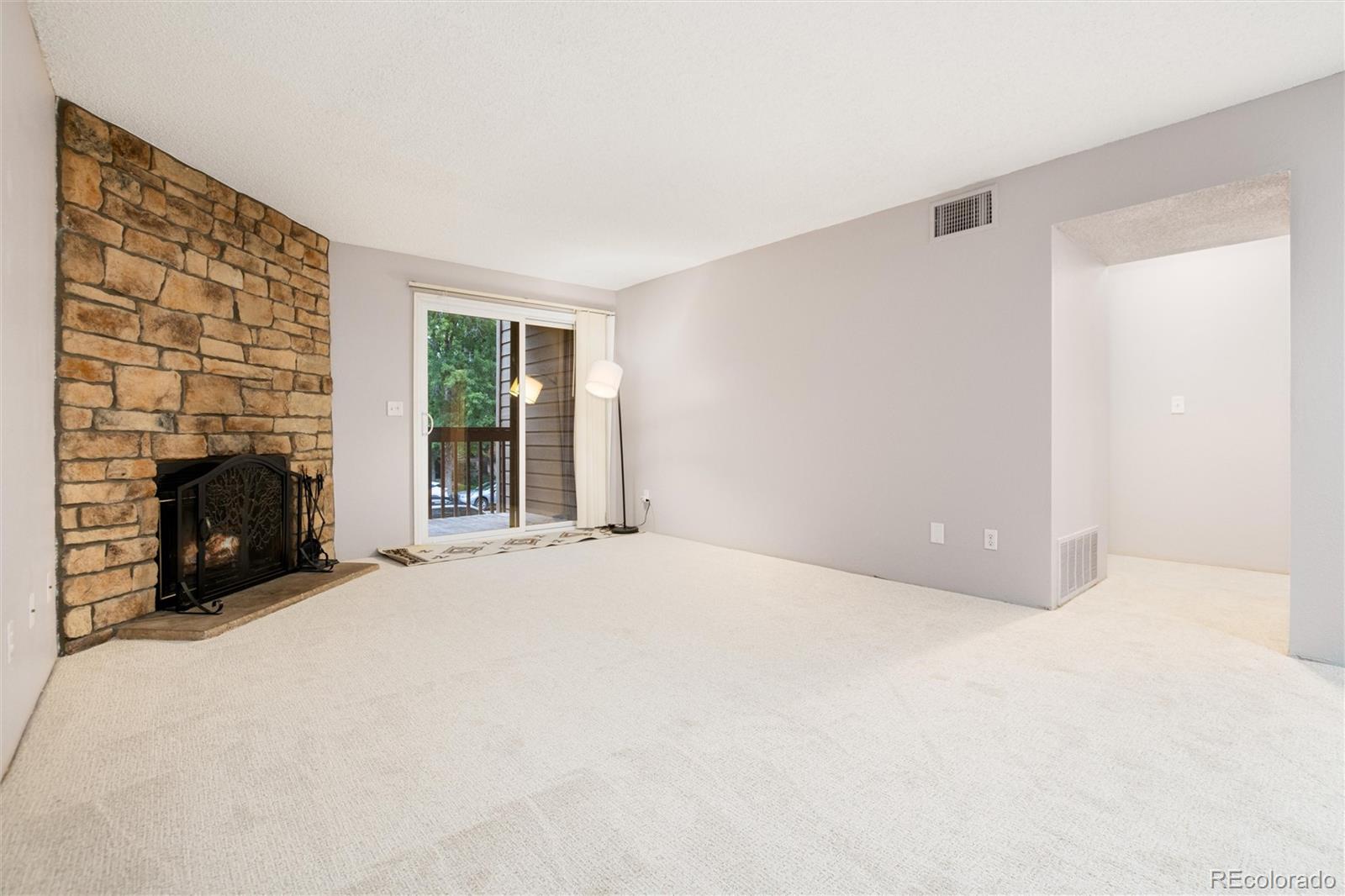 418 Wright Street Unit: 202