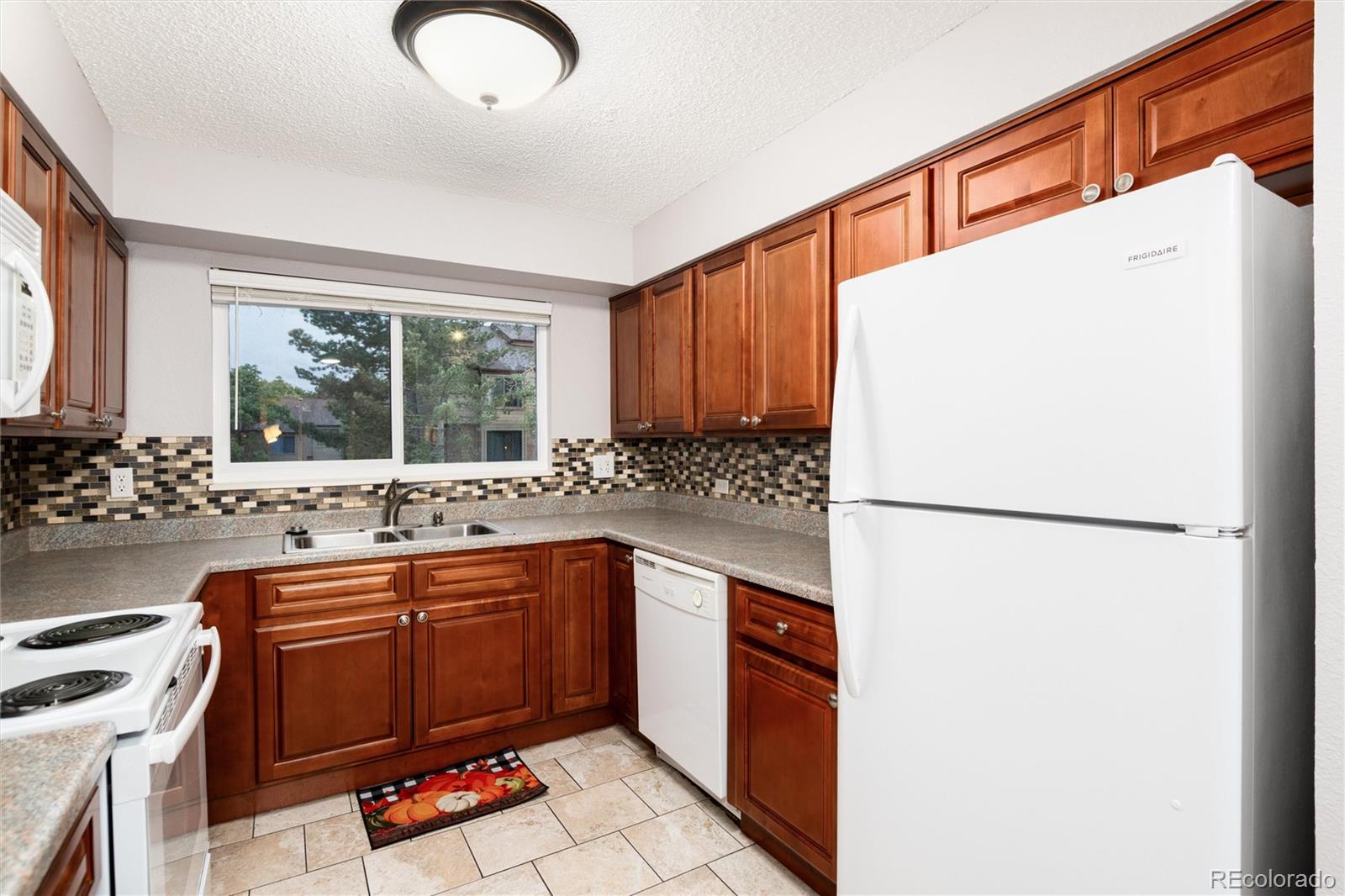 418 Wright Street Unit: 202