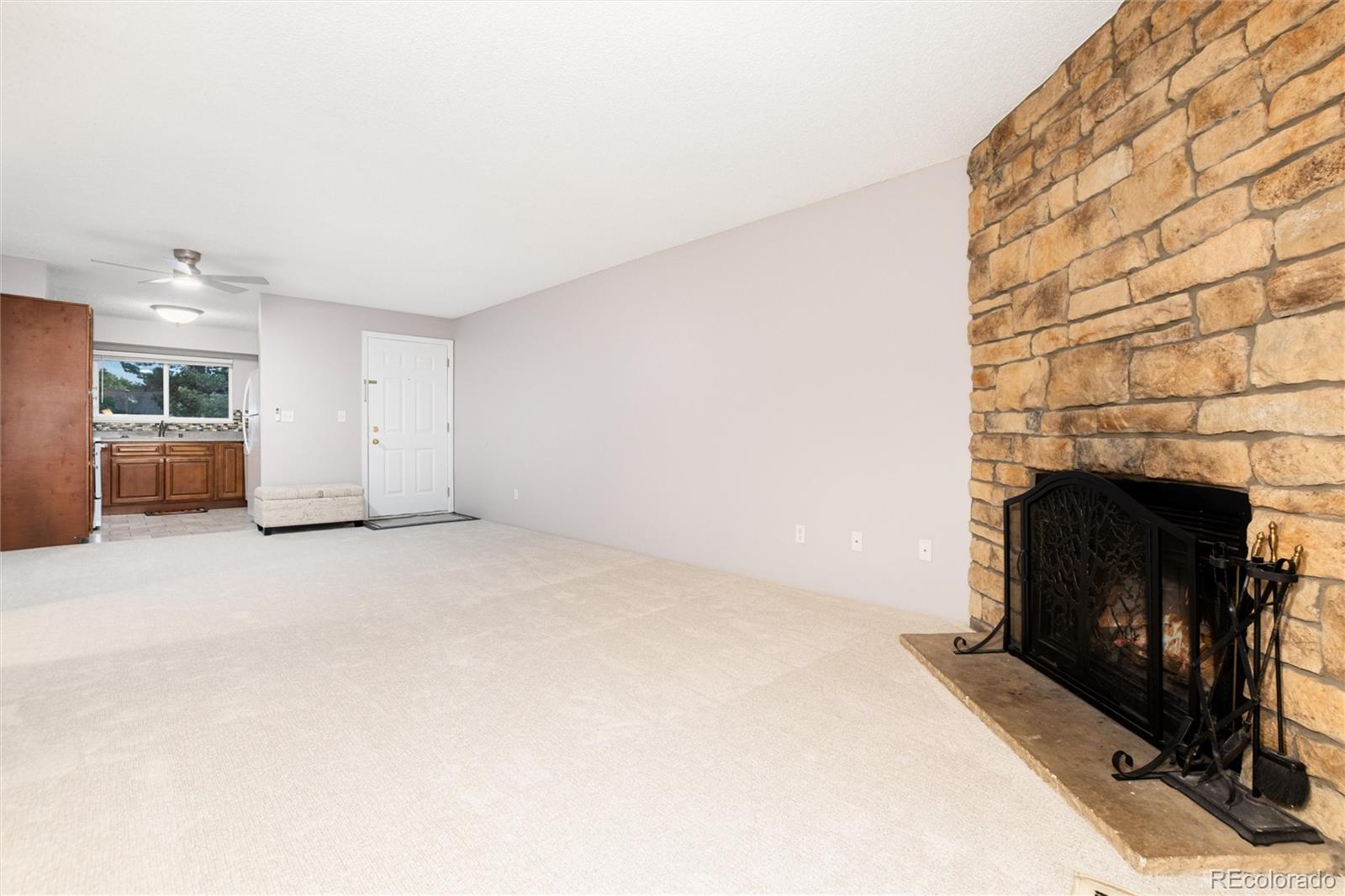 418 Wright Street Unit: 202