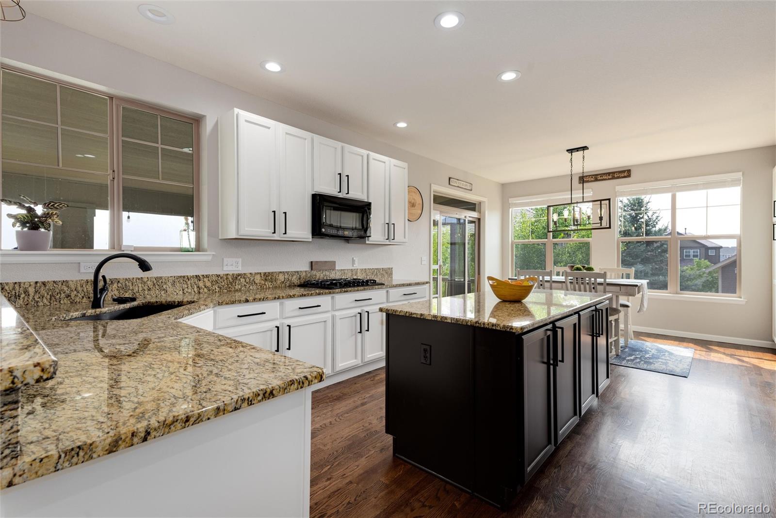 7690 S Blackstone Parkway