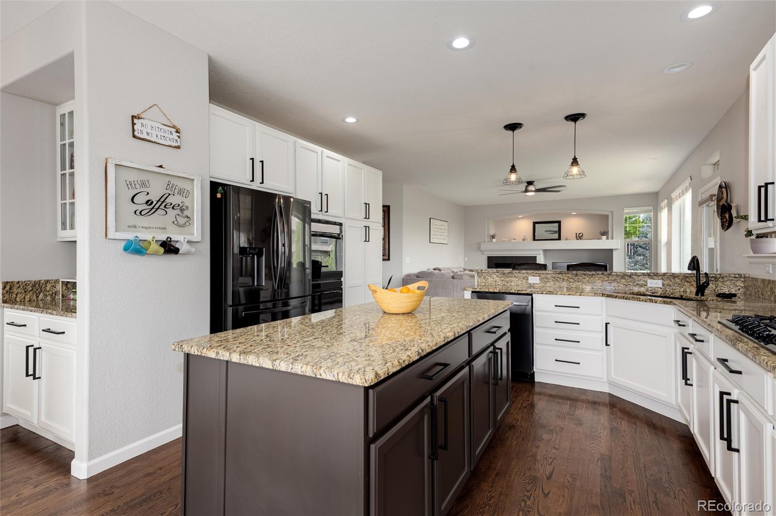 7690 S Blackstone Parkway