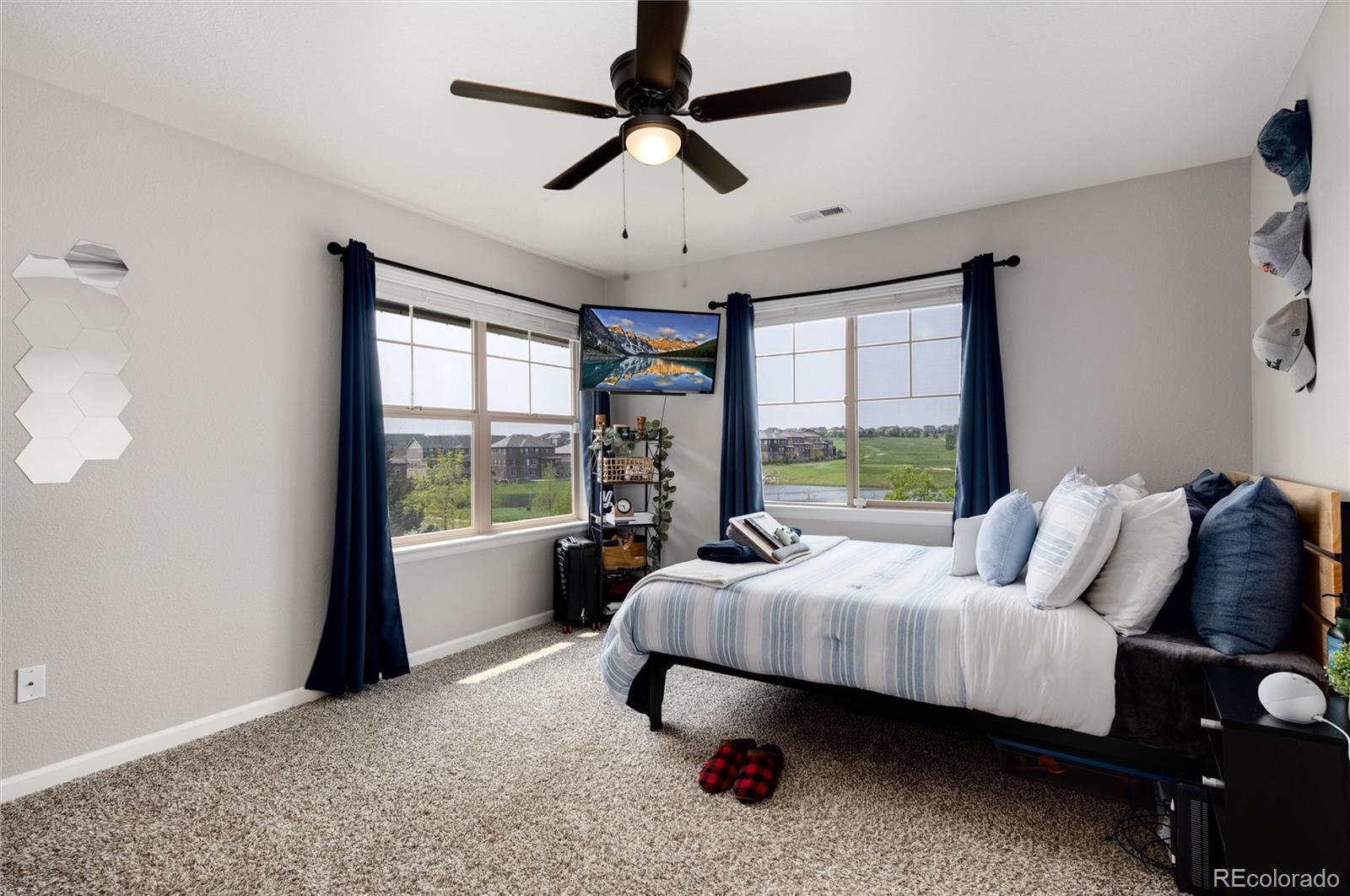 7690 S Blackstone Parkway