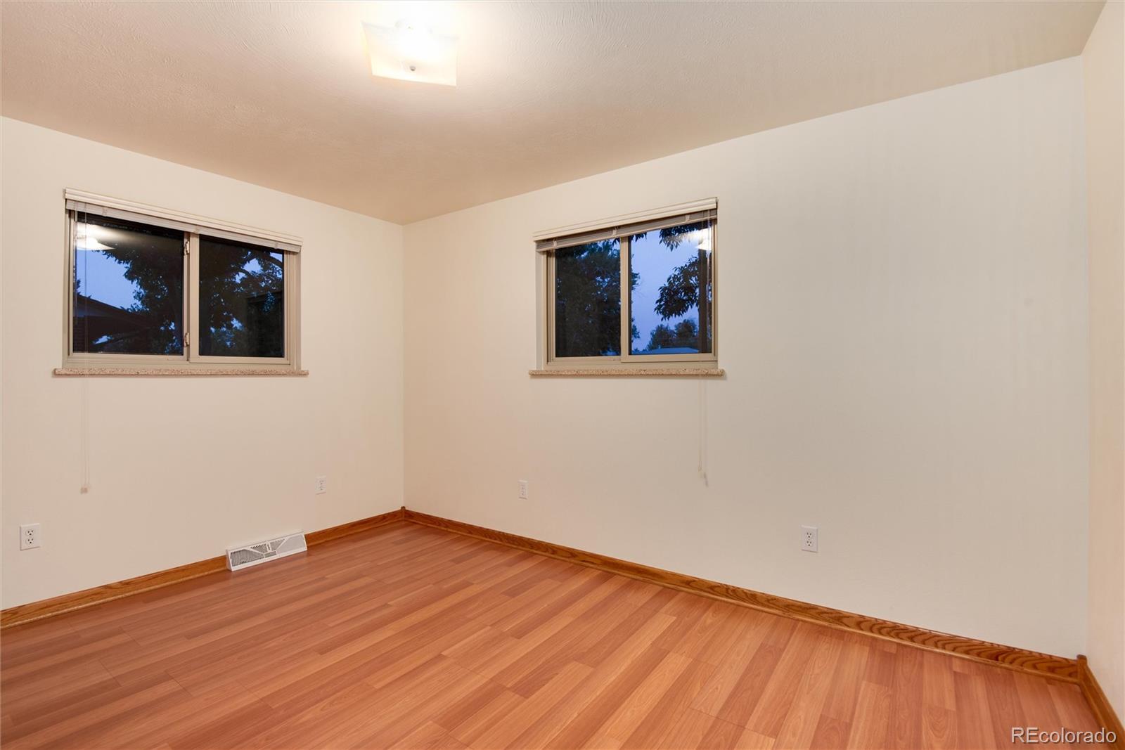 1415 S Zephyr Street