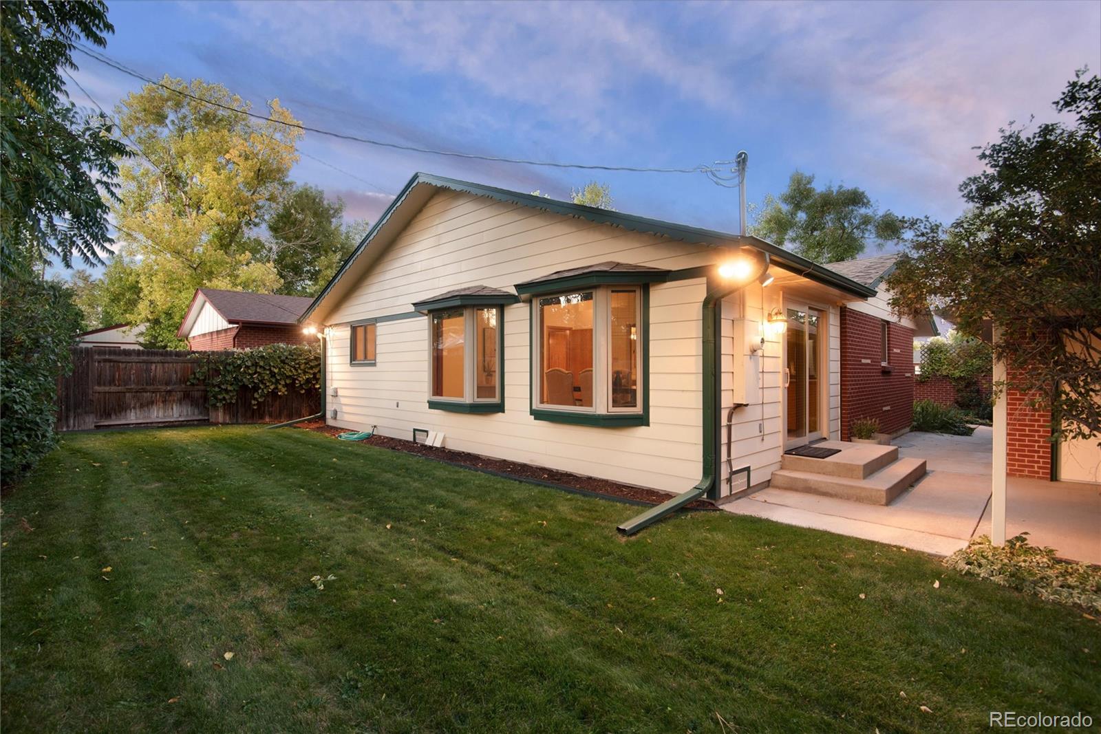 1415 S Zephyr Street