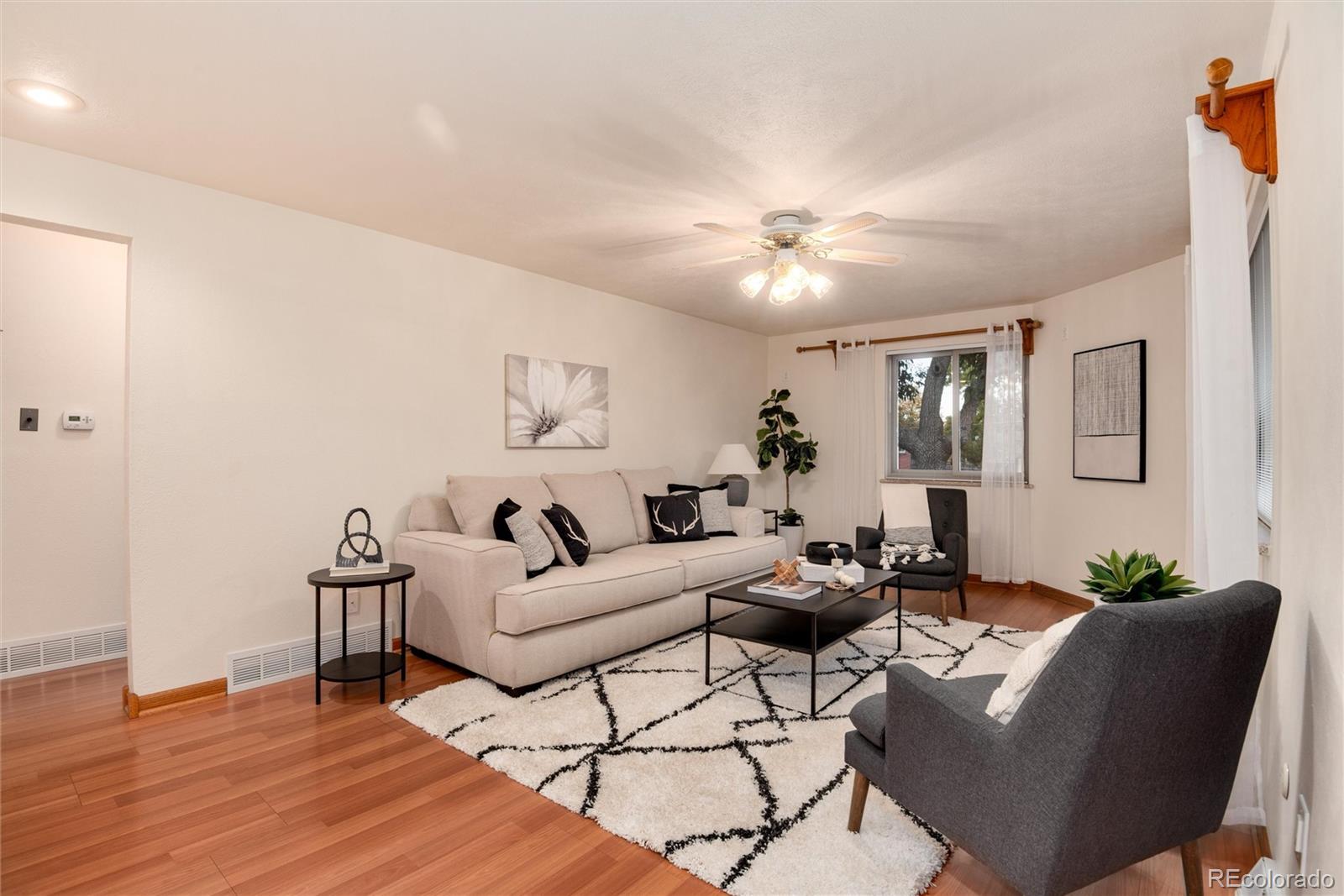 1415 S Zephyr Street