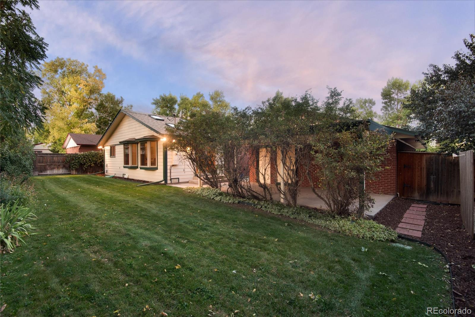 1415 S Zephyr Street