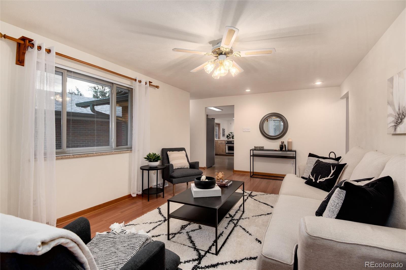 1415 S Zephyr Street