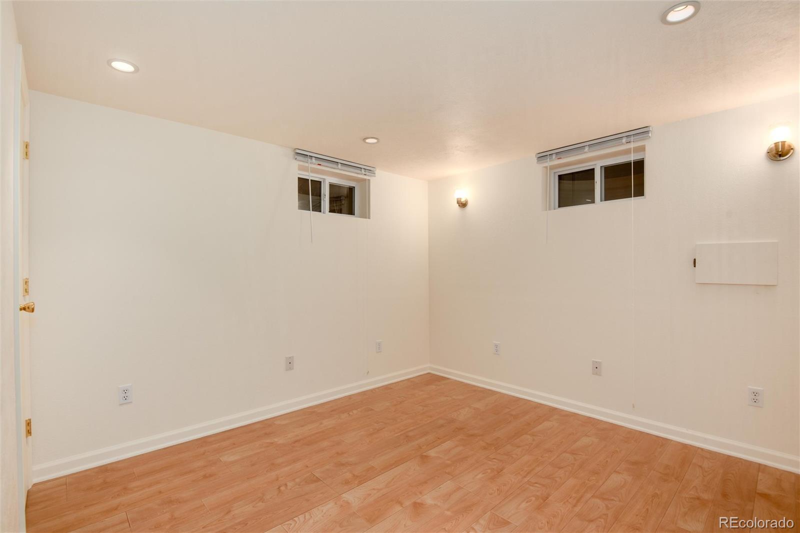 1415 S Zephyr Street