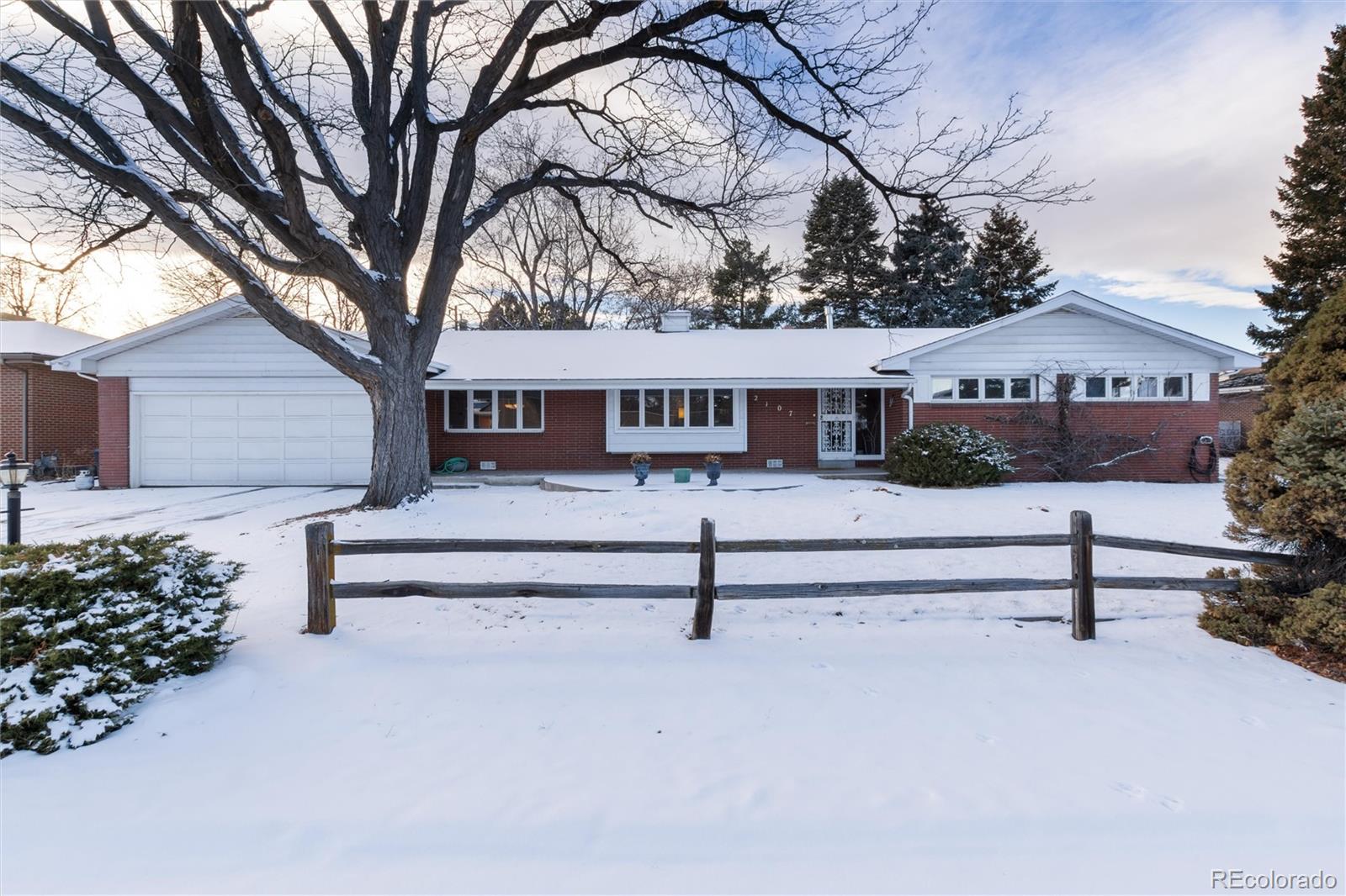 2107 S Harlan Street