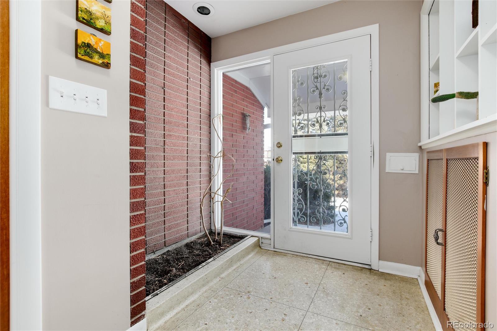 2107 S Harlan Street