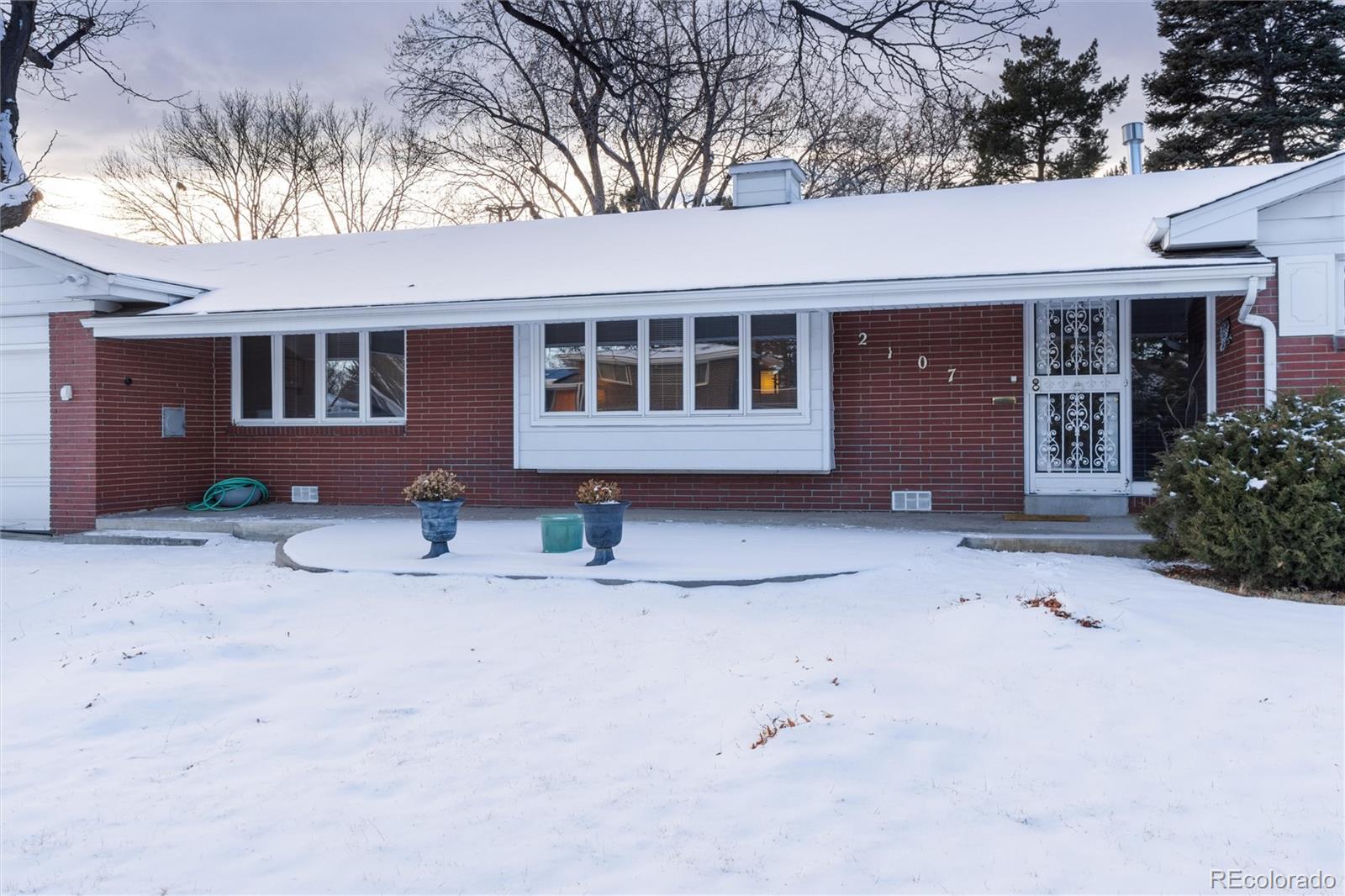 2107 S Harlan Street