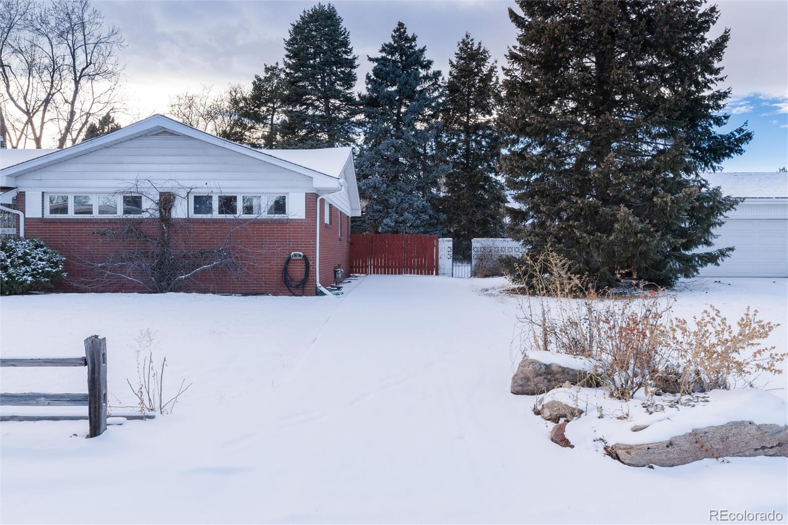 2107 S Harlan Street