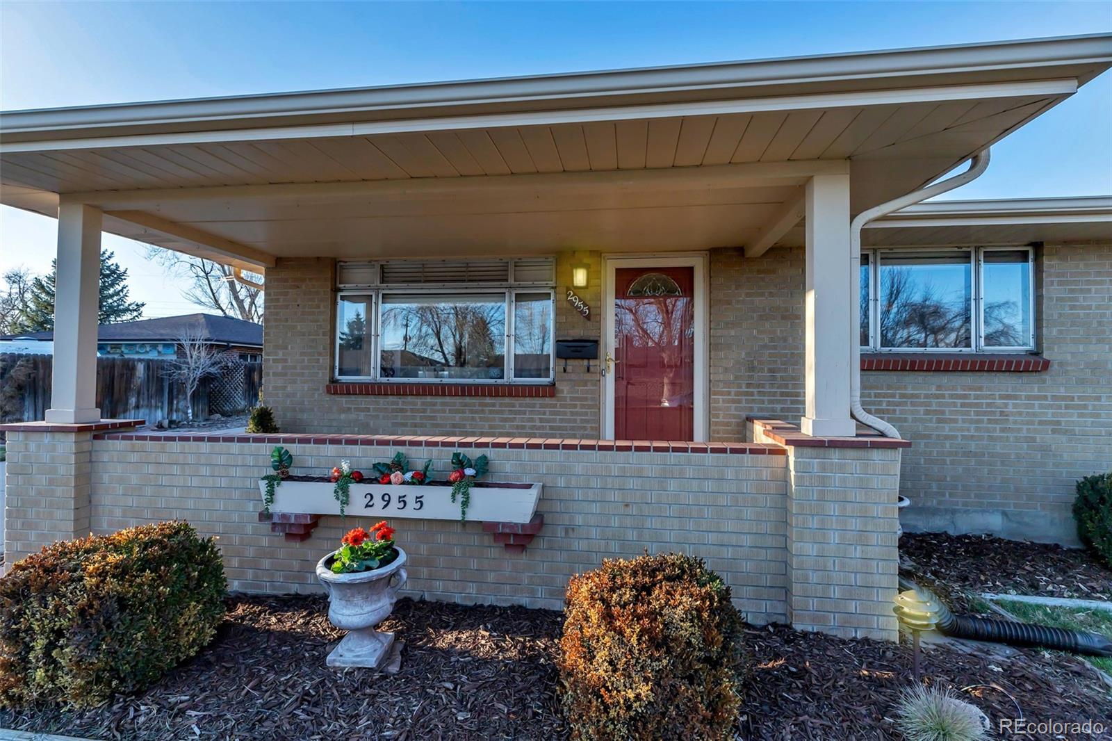 2955 W Chenango Avenue