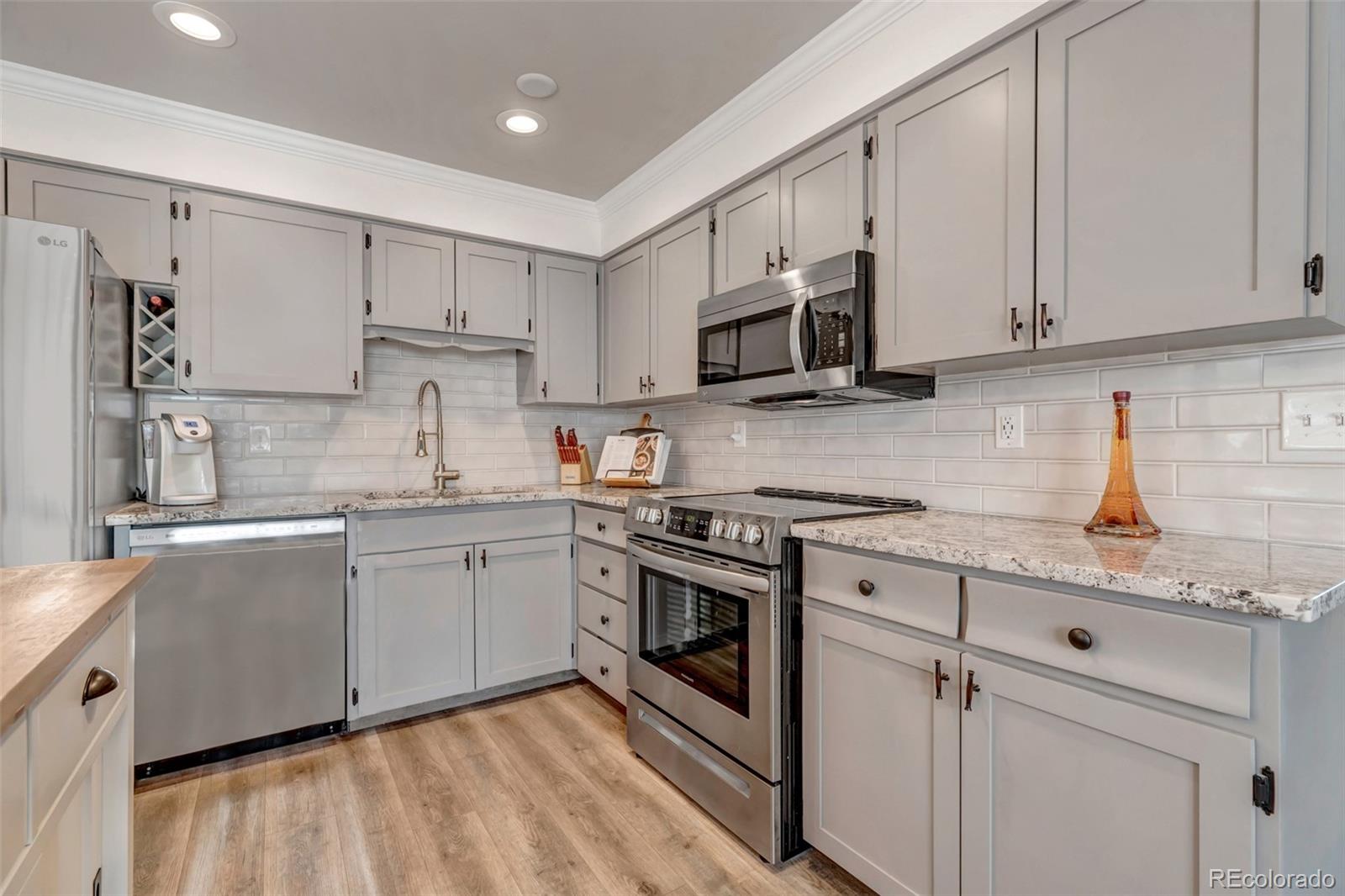 2955 W Chenango Avenue