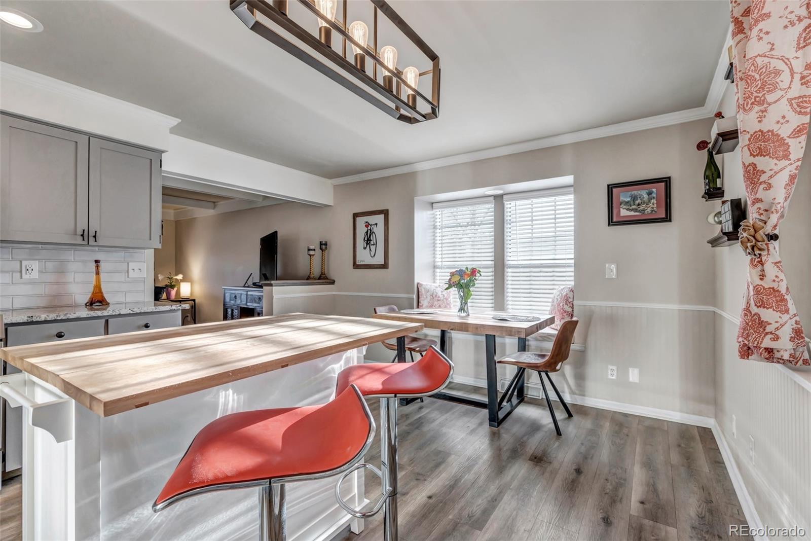 2955 W Chenango Avenue