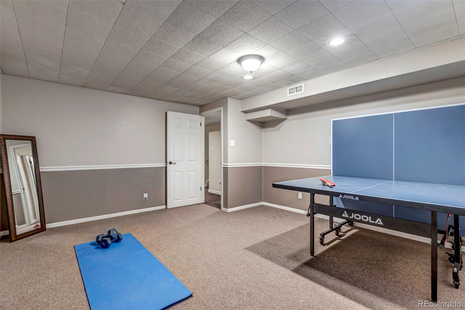 2955 W Chenango Avenue