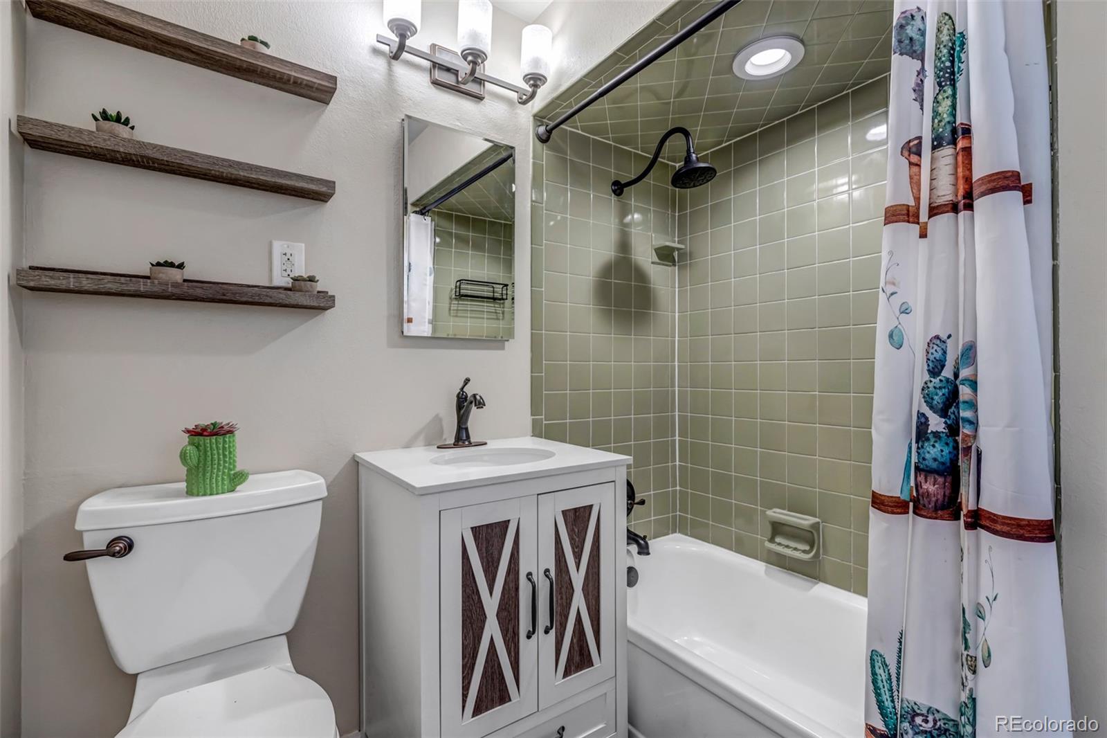 2955 W Chenango Avenue