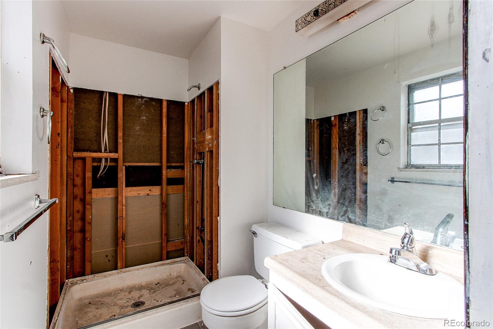 12832 Elmendorf Place